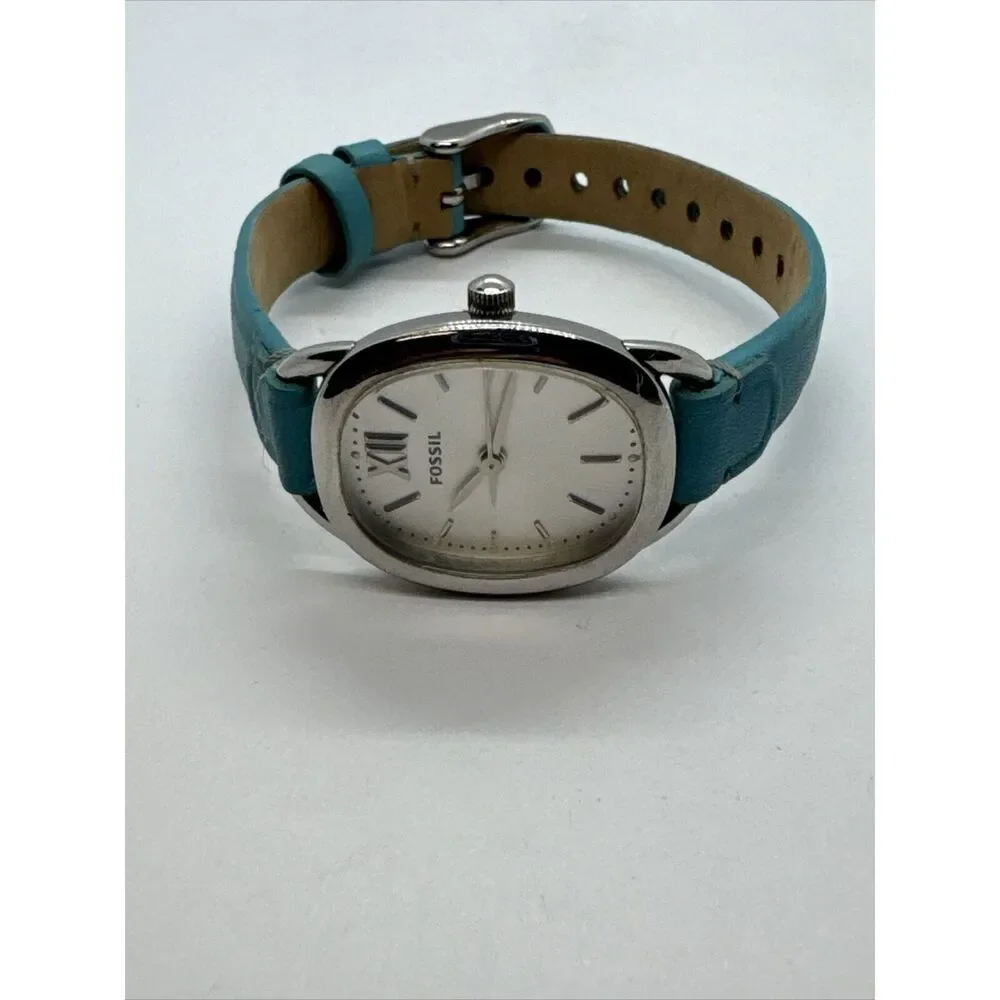 Fossil Sculptor ES3559 Women Blue Leather Analog Silver Dial Quartz Watch JNA347